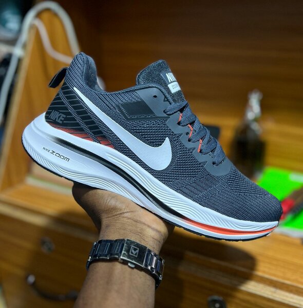 Chaussures de sport Nike Zoom