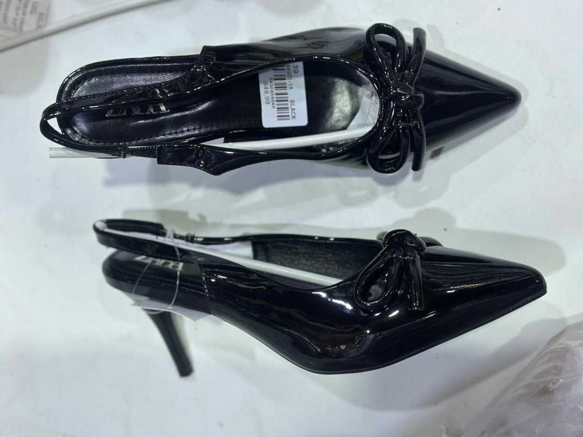 Escarpins à talons vernis