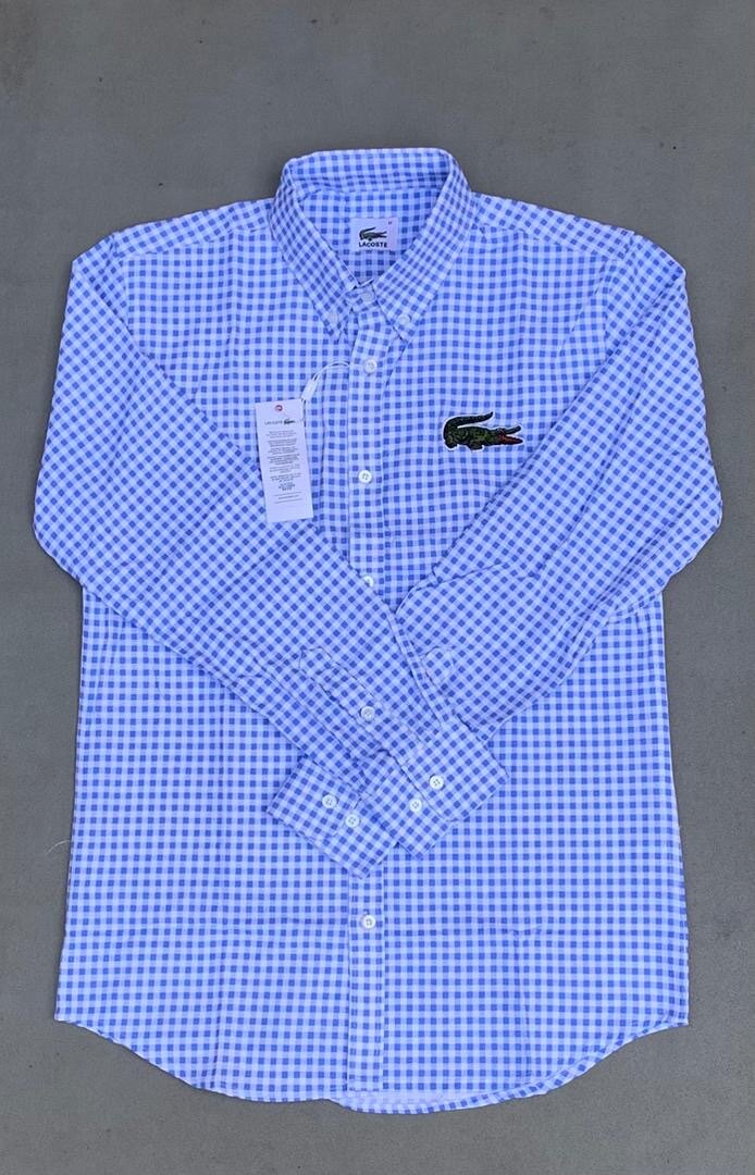 Chemise élégante à carreaux