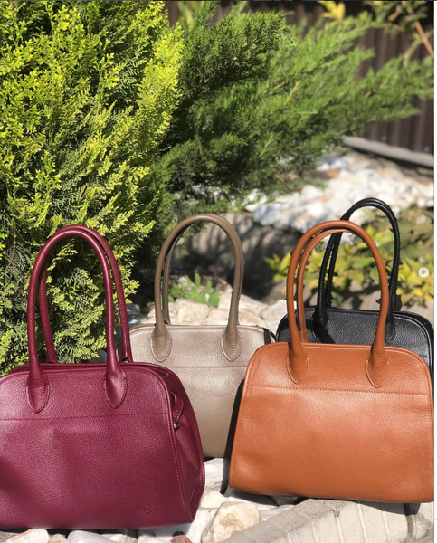 сумки разных цветов