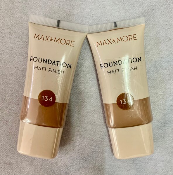 Fond de teint mat MAX&MORE