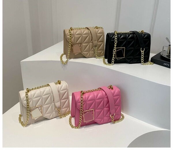 Ladies hand bag Ghc 130