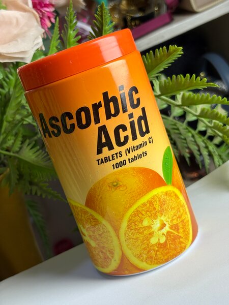 Vitamine C , Gluta , collagène