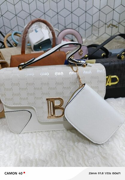 Sac à main élégant blanc