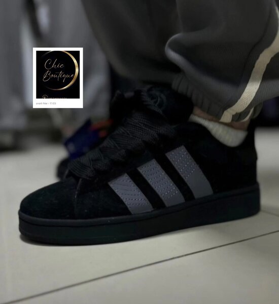 Baskets élégantes noires