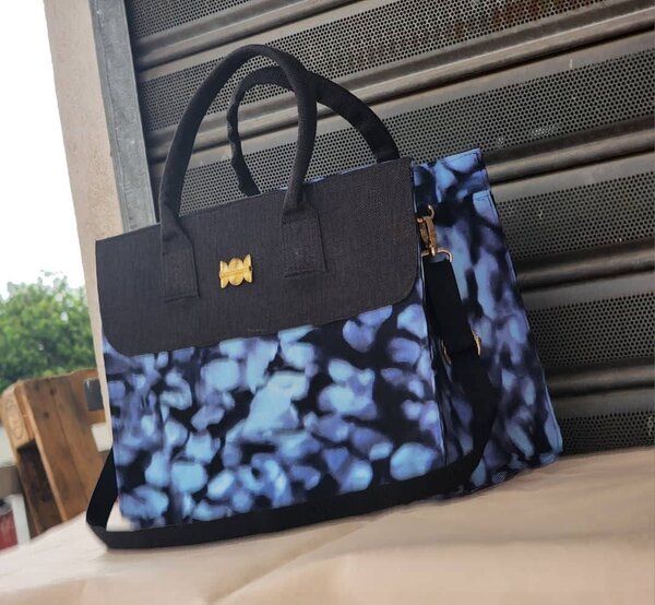 Sac à main élégant imprimé floral