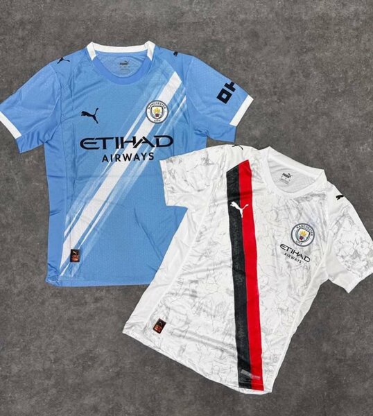 Maillots de football Puma