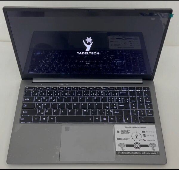 Ordinateur Yadeltech Hessid