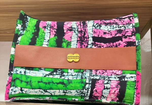 Sac à main ethnique vibrant