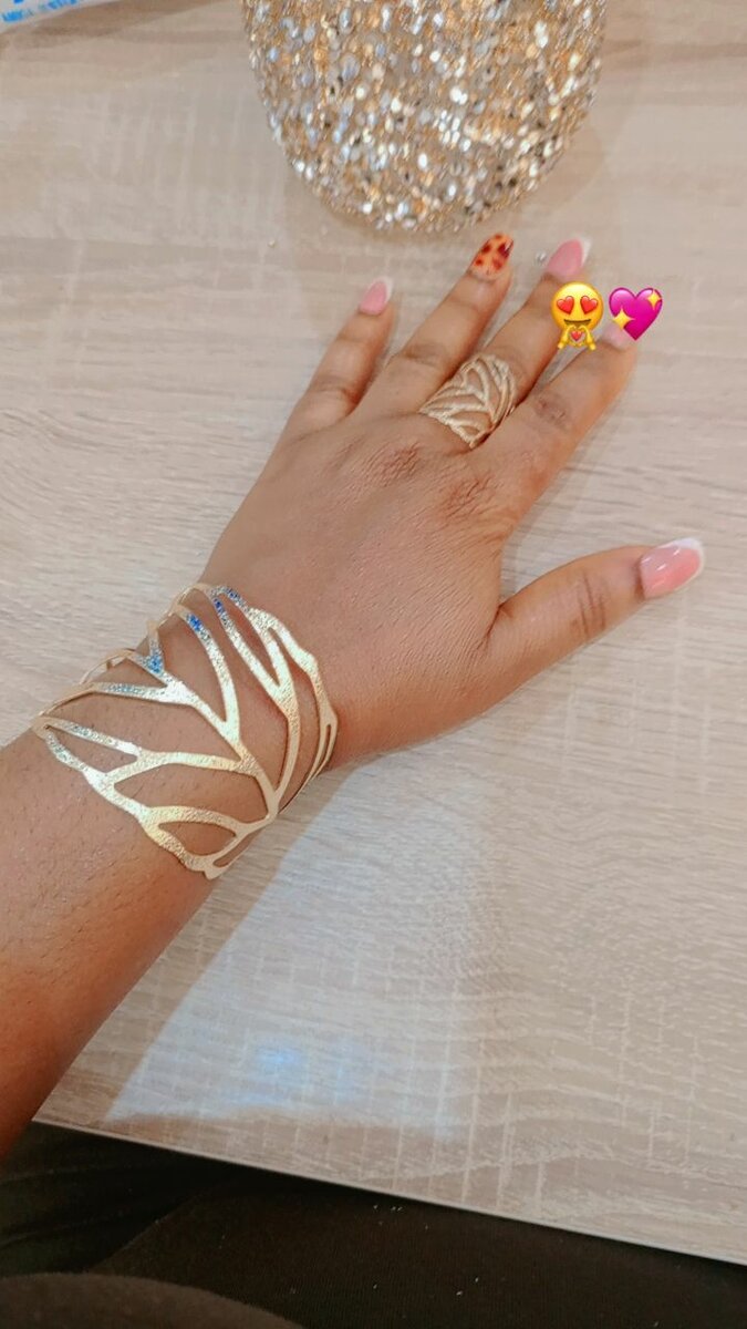 Bracelet manchette doré