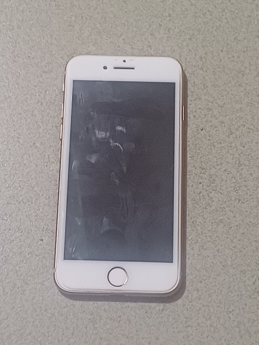 iPhone 8 Excellent État