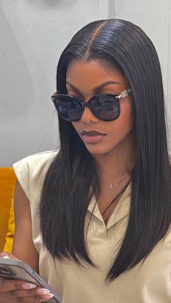 Perruque cheveux humains L:22"