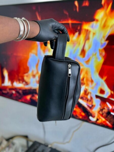 Pochette choco cuir résistant