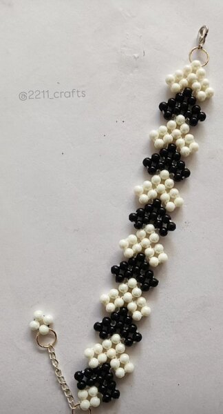Bracelet made of beads