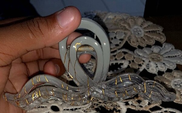 Ornement décoratif en verre