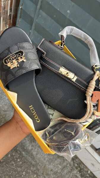 Ensemble sandale coach sac H