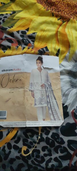 Branded 3 pcs unstitched lawn suit