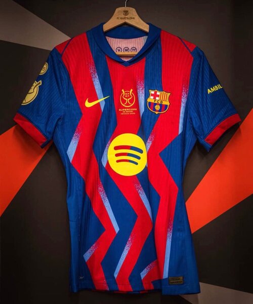 NEW maillot de BARÇA