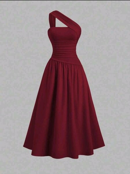 Robe élégante bordeaux