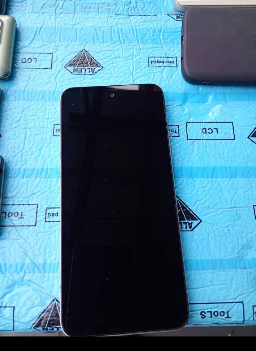 Téléphone portable Infinix blanc