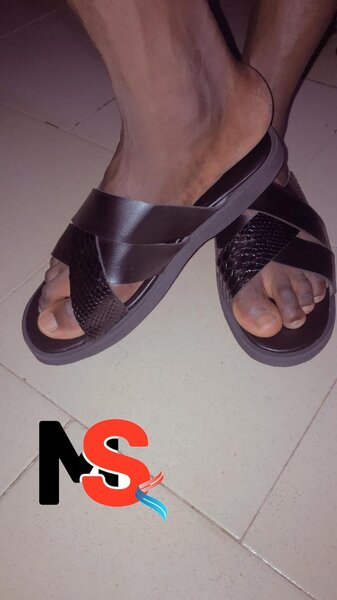 Sandales hommes en cuir élégant