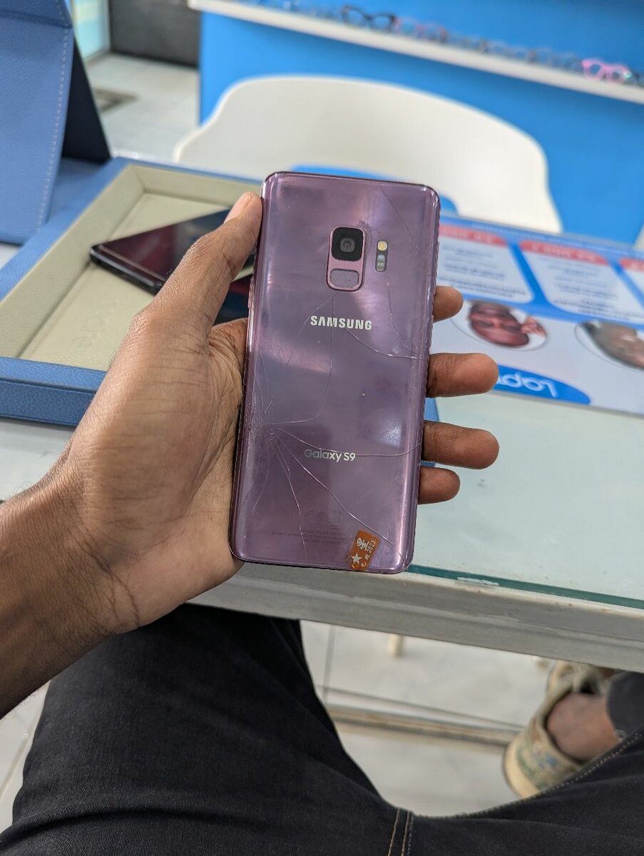 Samsung Galaxy S9 64giga_4giga