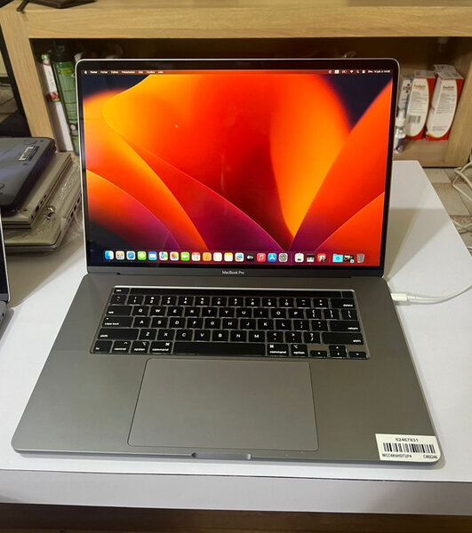 APPLE Pro 2019 CORE i9 16/1To