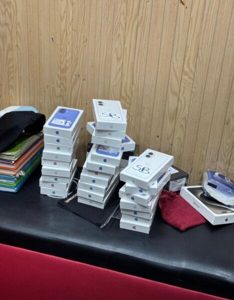 iPhone 16 simple disponibles