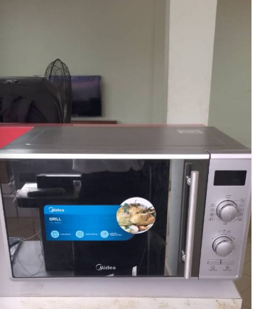Midea microwave