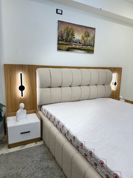 Lit design moderne rembourré