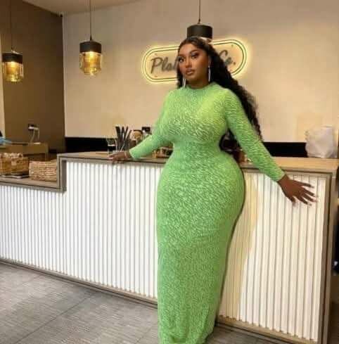 Robe Longue Verte Élégante