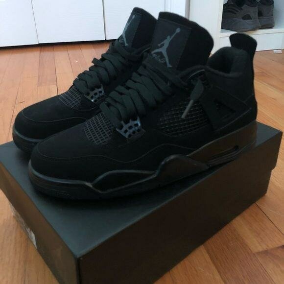 Jordan 4 retro tout noir