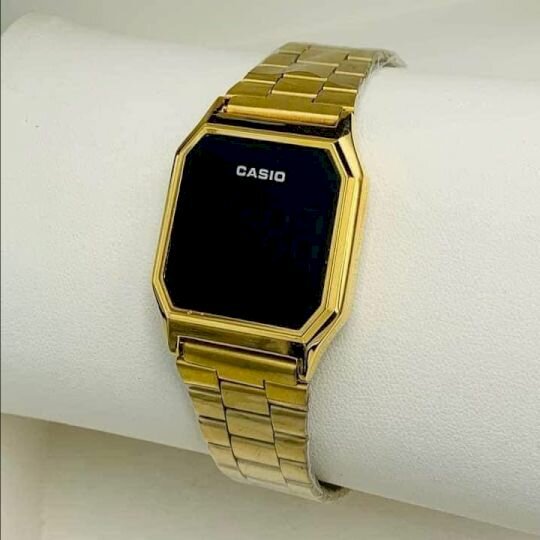 Montre casio classique tactile