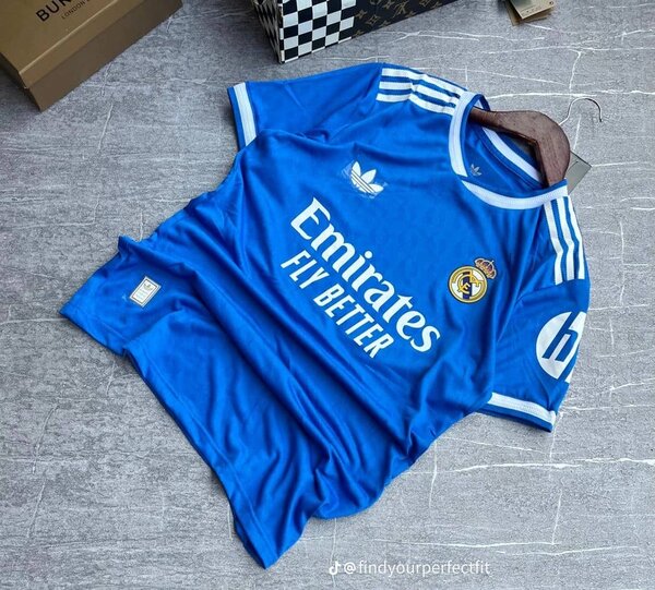 Maillot Real Madrid Bleu