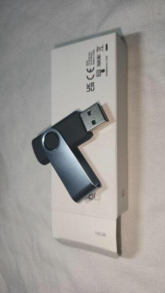 Clé USB rotative 16GB