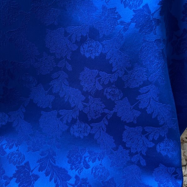 Tissu en soie bleue élégante