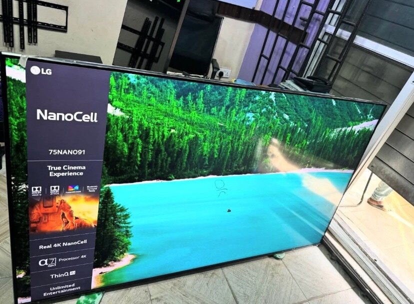 65" LG 4K SMART TELEVISION