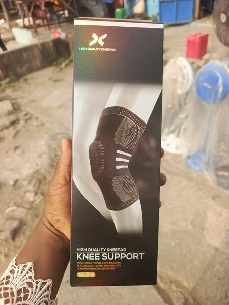 Genouillère de soutien en néoprène