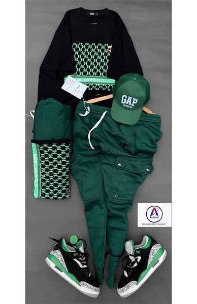 Ensemble sportif vert tendance