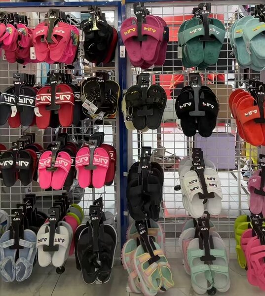 Tongs colorées unisexes