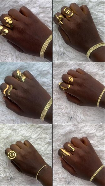 Collier cœur et bagues dorées