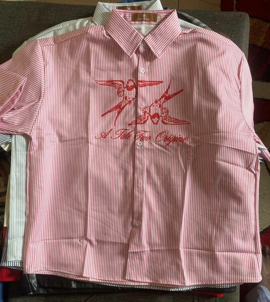 Chemise homme avec motifs stylés