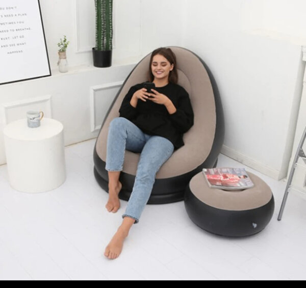 Chaise longue gonflable moderne