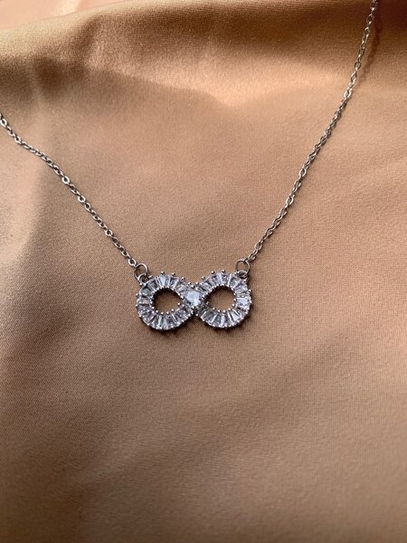 Cute infinity necklace