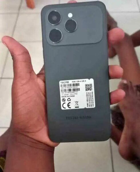 Téléphone mobile TECNO CAMON 20