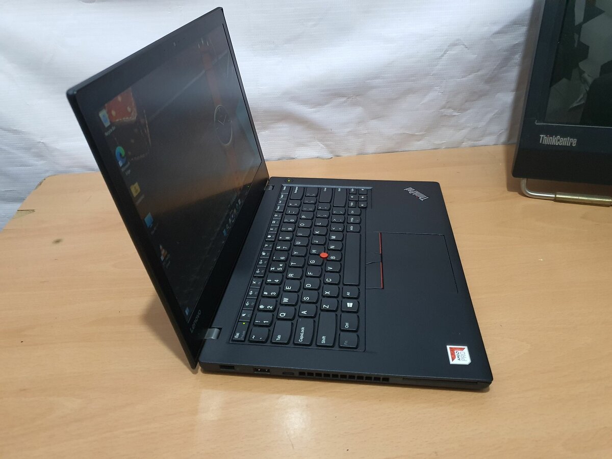 Lenovo Thinkpad A475