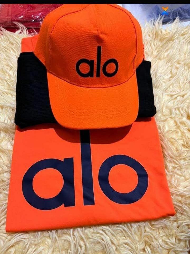 Ensemble Casquette et T-shirt Alo