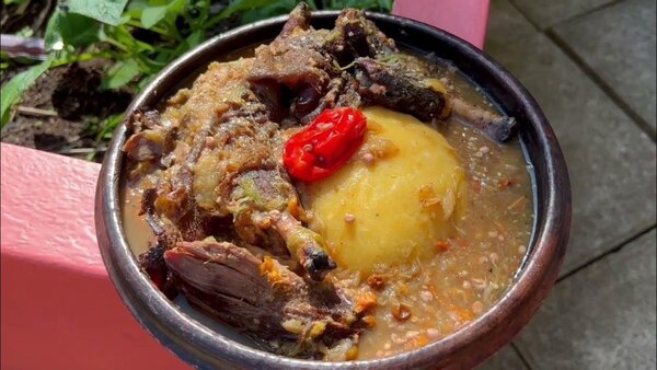 Foutou sauce gouagouassou