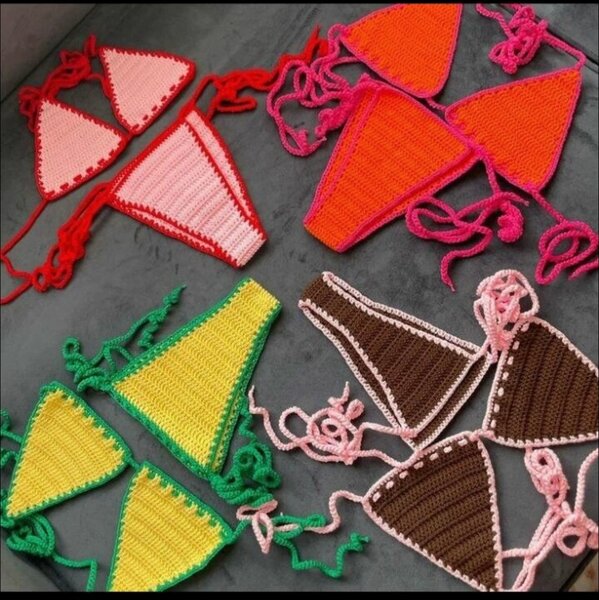 Bikinis en crochet colorés