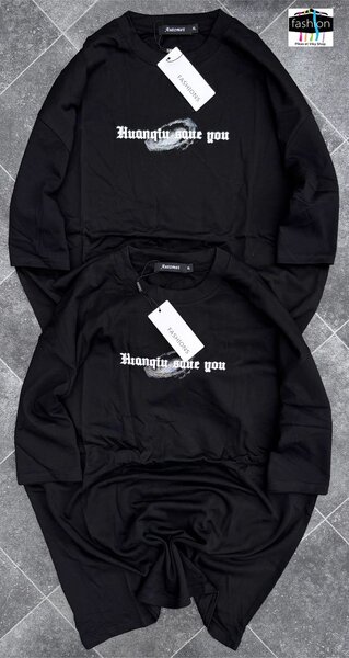 Sweat-shirts noirs assortis